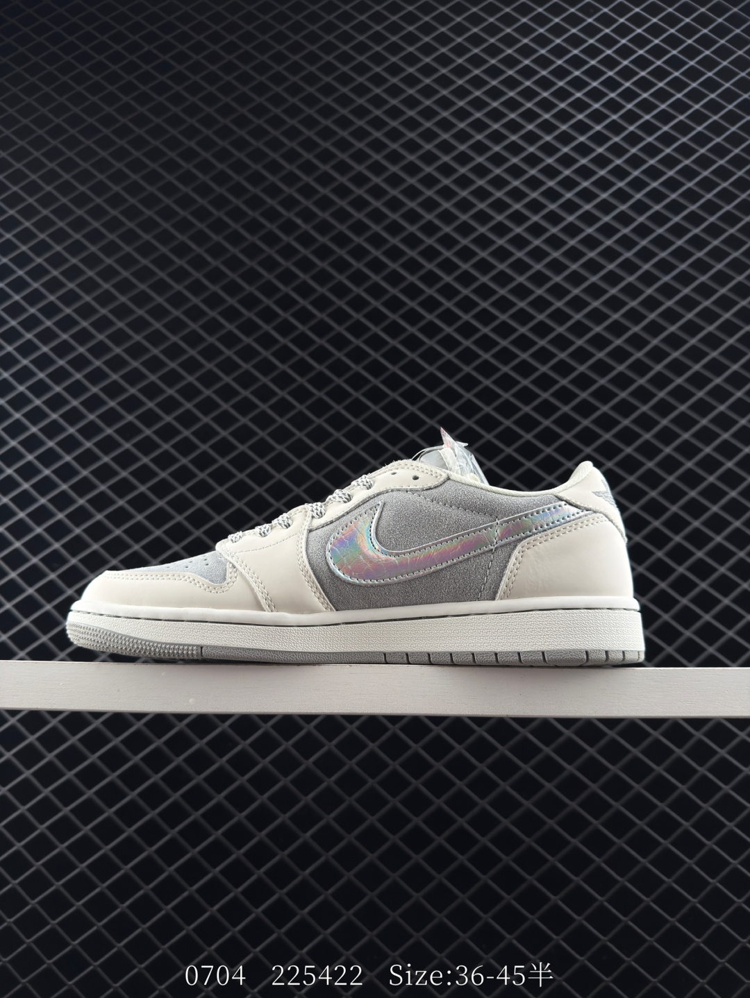 Travis Scott x Air Jordan 1 ” Reverse Mocha “